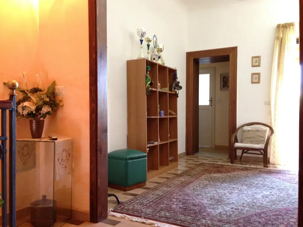 بارشلونا-بوتسو دي غوتو B&B Mar Tirreno فندق مبيت وإفطار